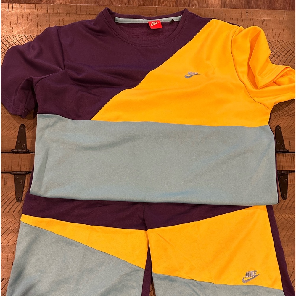 Two piece set